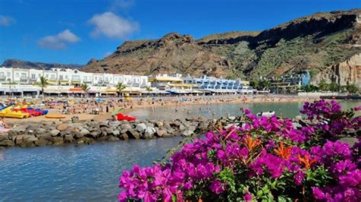 Is February a good time to visit Gran Canaria?